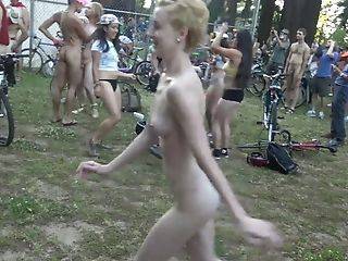 New N. reccomend crazy german chick naked public
