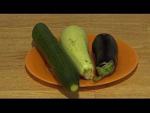 Isis reccomend zucchini anal huge vegetable while