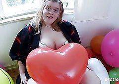 London reccomend sexy girl balloon hump dildo