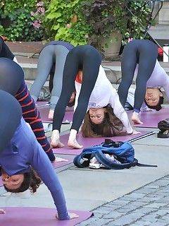 best of Voyeur yoga pants