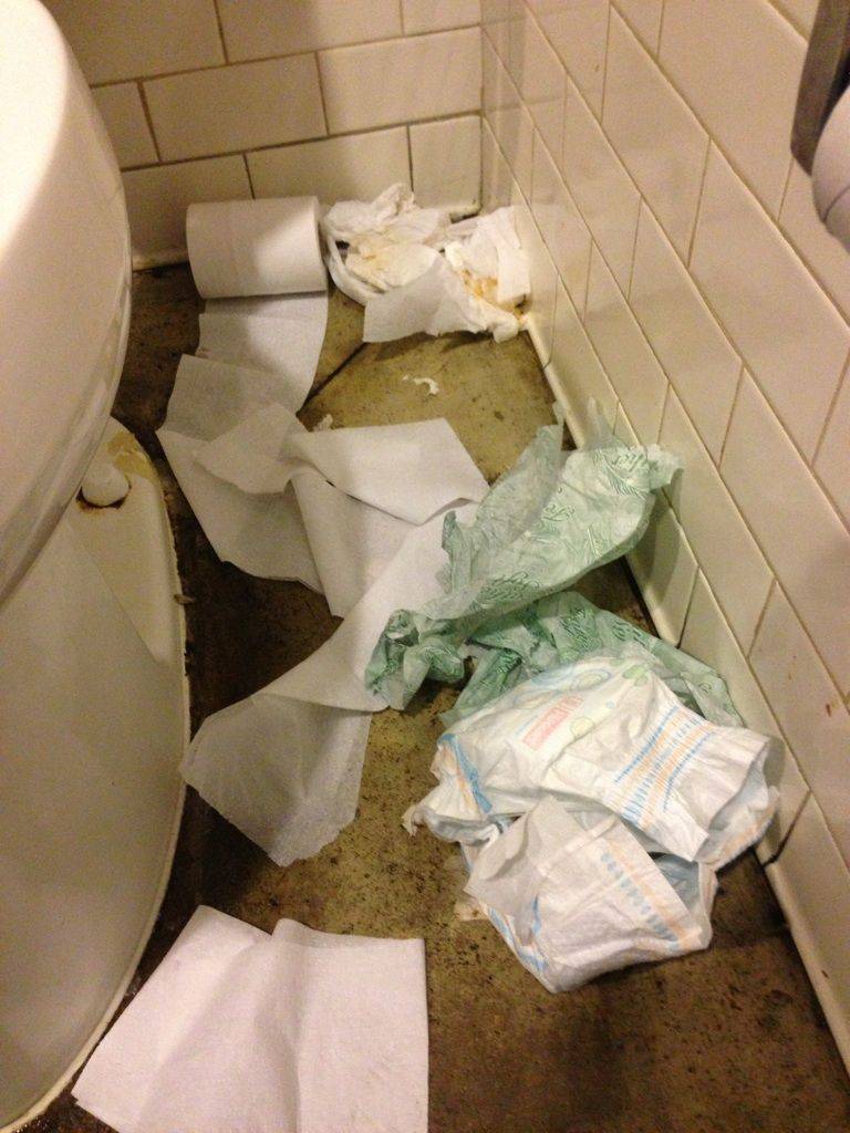 Mo reccomend used toilet paper