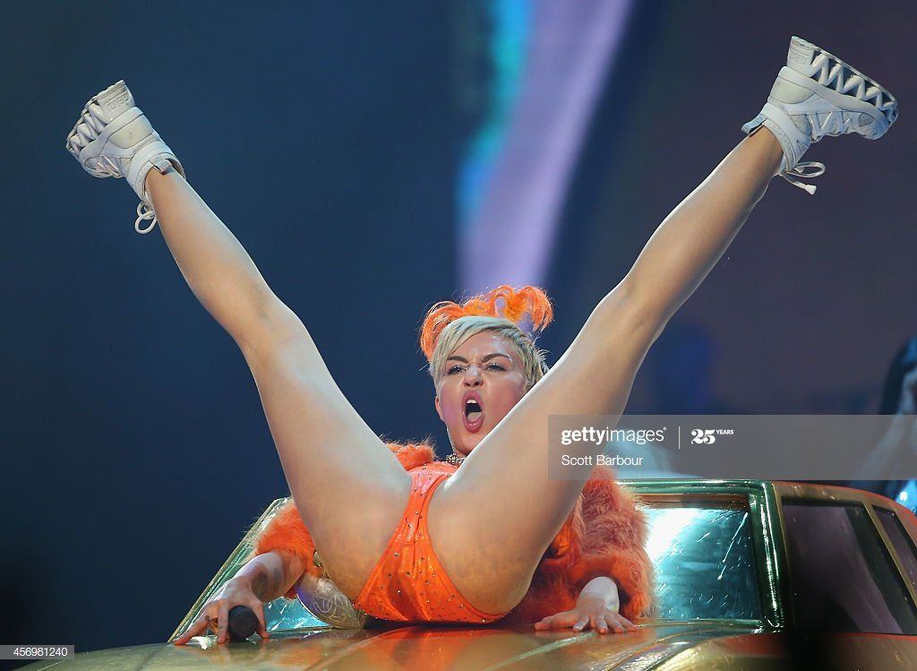 best of Photos Miley cyrus erotic