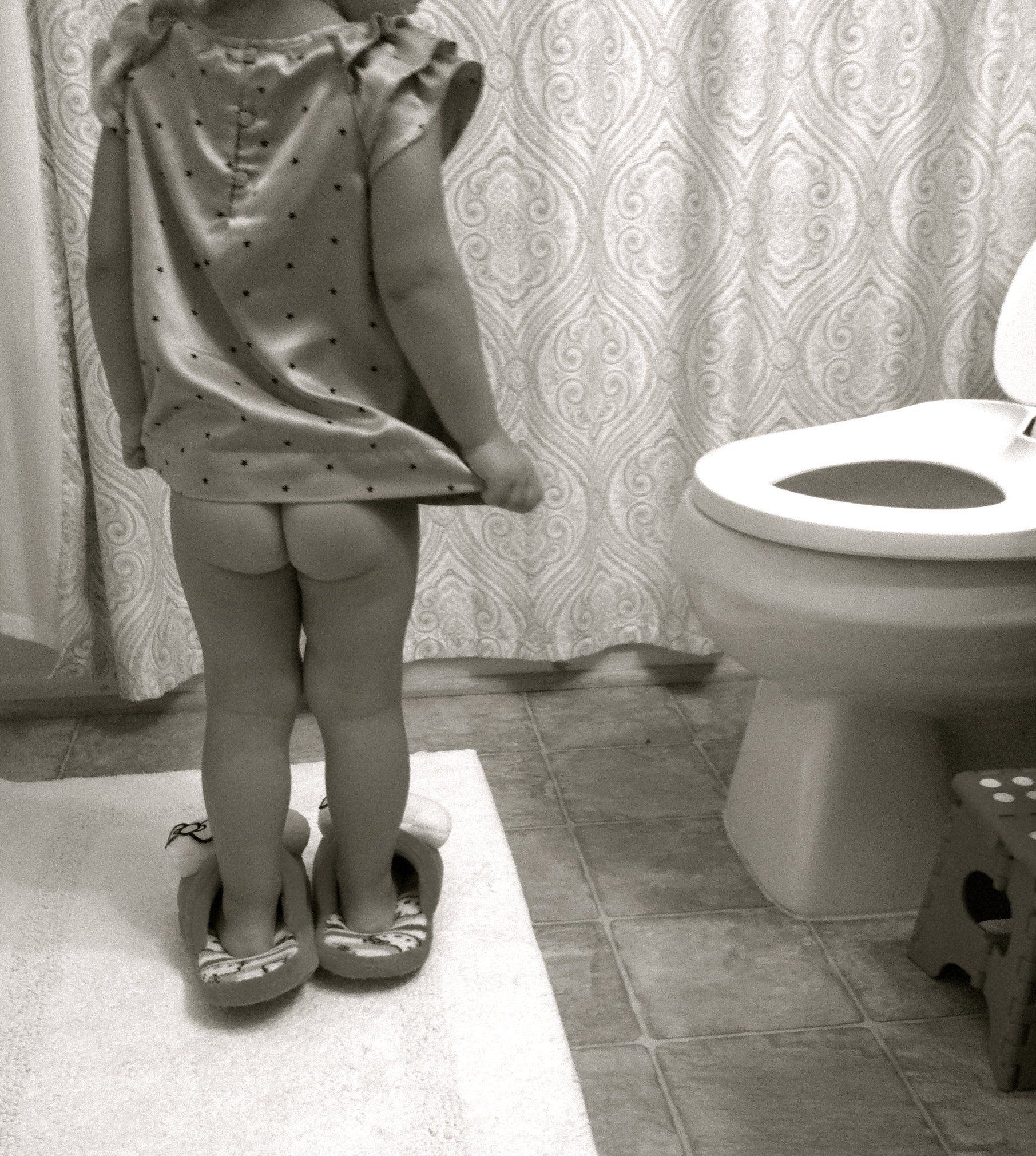 Judge reccomend Little girl nude toilet