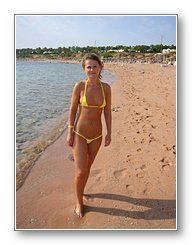 Micro bikini beach amateur