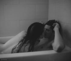 The E. Q. reccomend Love making on tub bath image