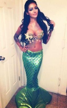 Chrysanthemum reccomend Girl in mermaid costume gets fucked