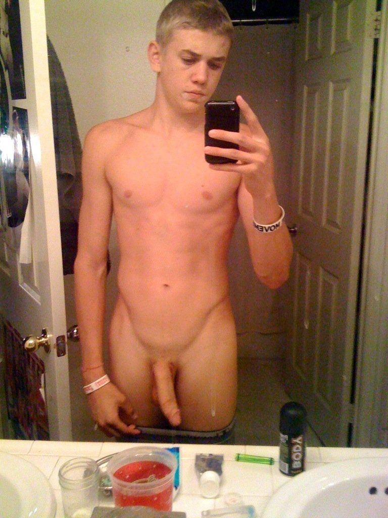 Nude teen boys self
