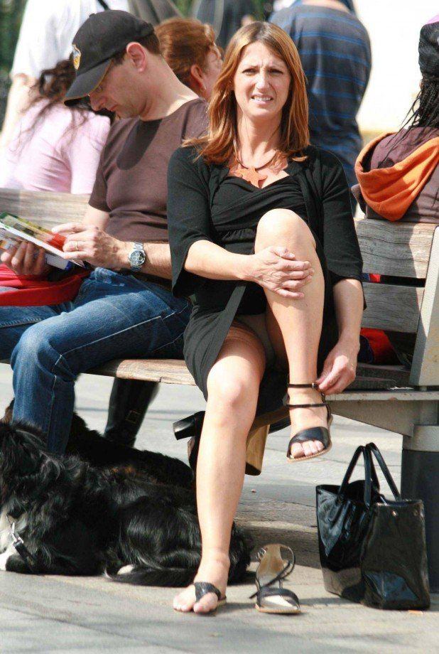 Rooster reccomend Milf upskirt in public
