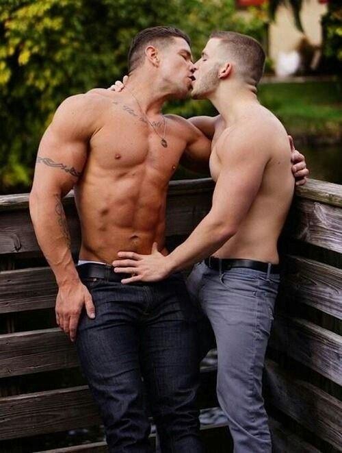 Gay hunks kissing boys