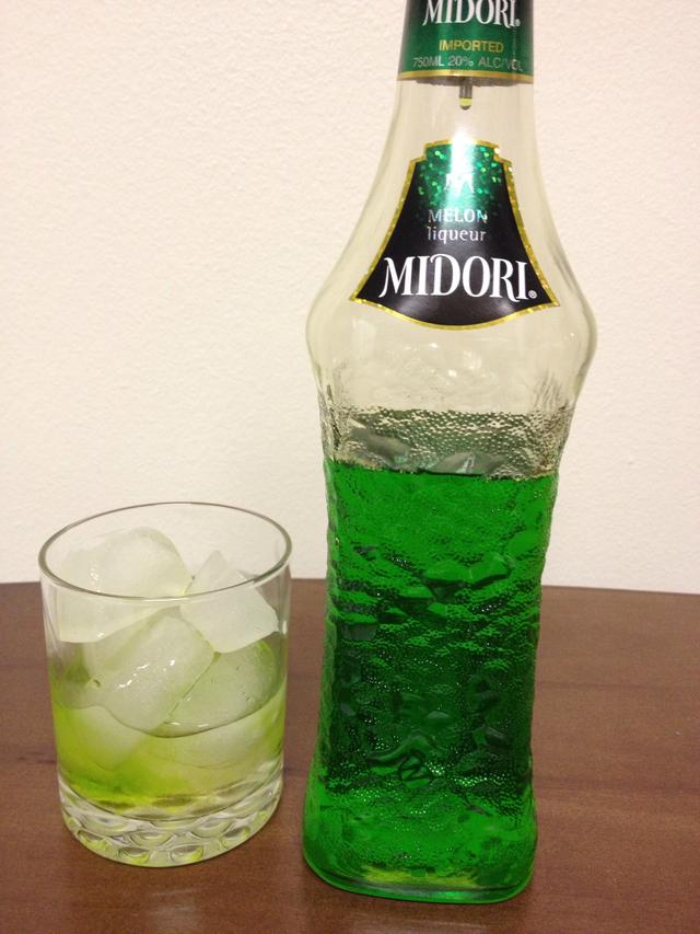 best of Alien drinks mixed Green piss