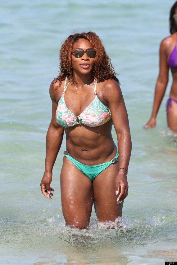 Doppler reccomend Serena williams green bikini