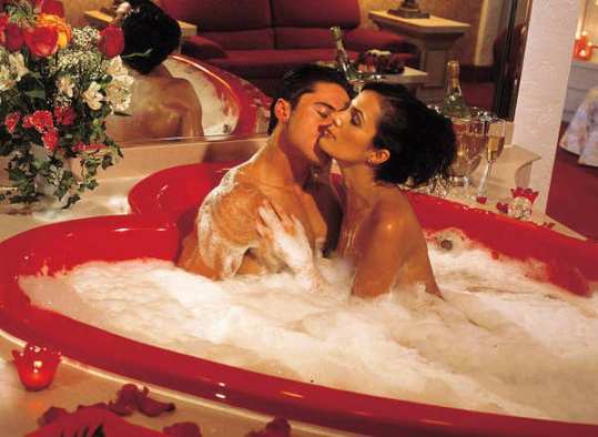 Scuttlebutt reccomend Love making on tub bath image