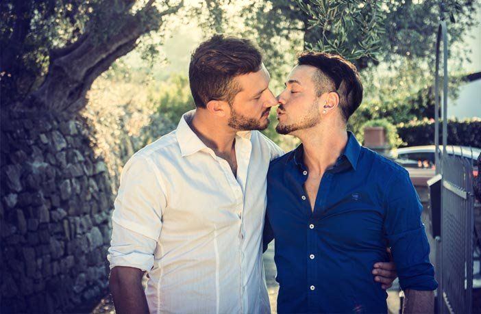 best of Kissing men of Photo gay
