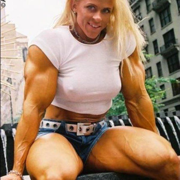 Female mass muscle domination