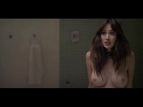 Fully nude actress scenes