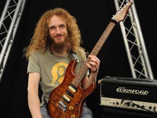 Guthrie govan lick library interview 2010