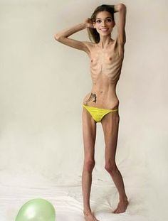 Hot anorexic blonde nude