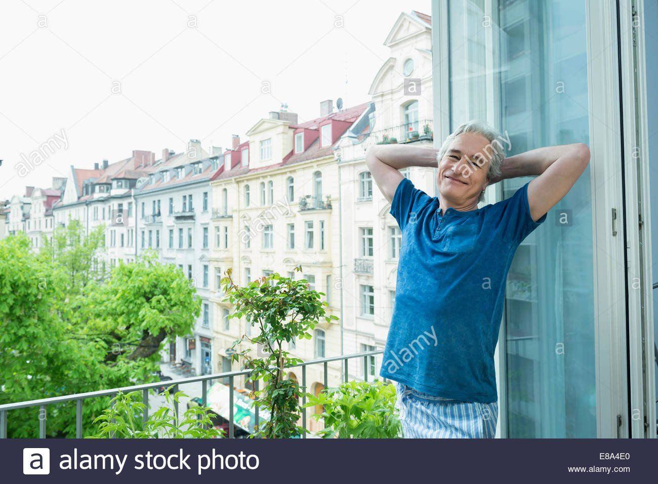 Subzero reccomend Mature from behind balcony