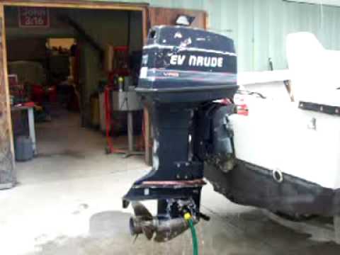 Outboard boat engines no pee hole